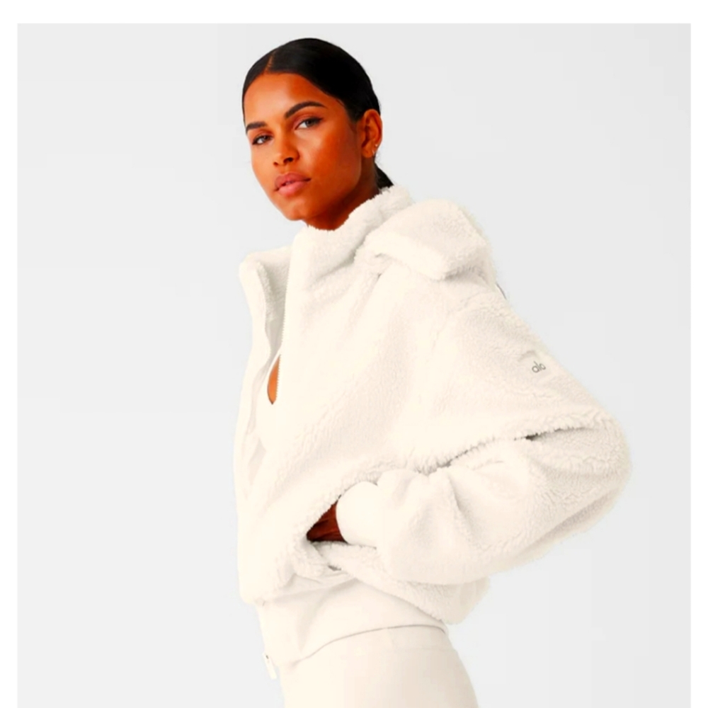 Alo yoga foxy sherpa jacket